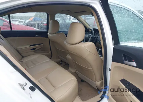 2011 Honda Accord 2.4 Se from USA, damaged, VIN 1HGCP2F69BA147433